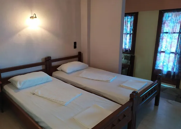 Летний дом Double With Two Single Beds *